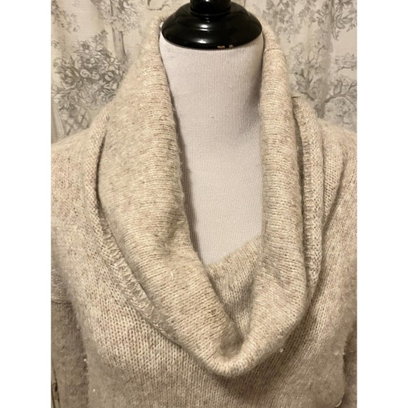 Elizabeth and James •XS• Alpaca Blend Oversized Chunky Knit Cowl Neck Sweater - Picture 3 of 6